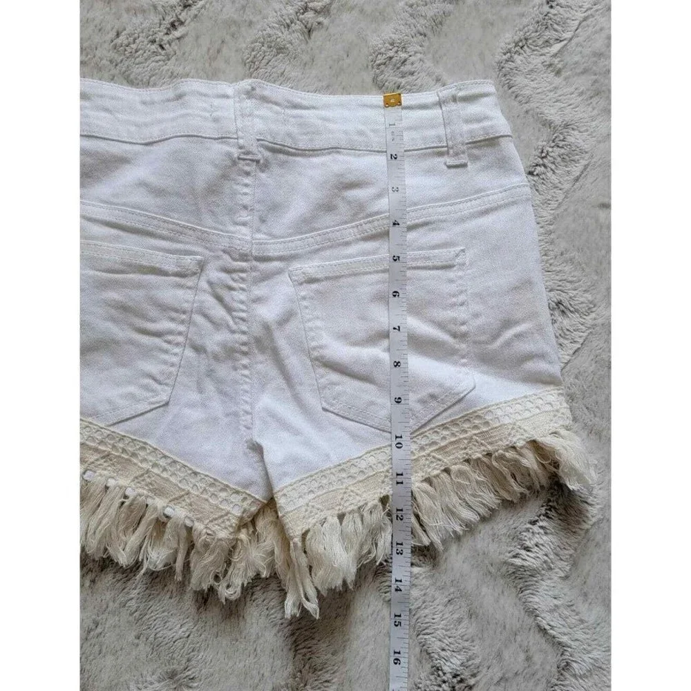 ✨CL Altar'd State Optic White Crochet Tassel Festival‎ Style Cotton Shorts 26/3